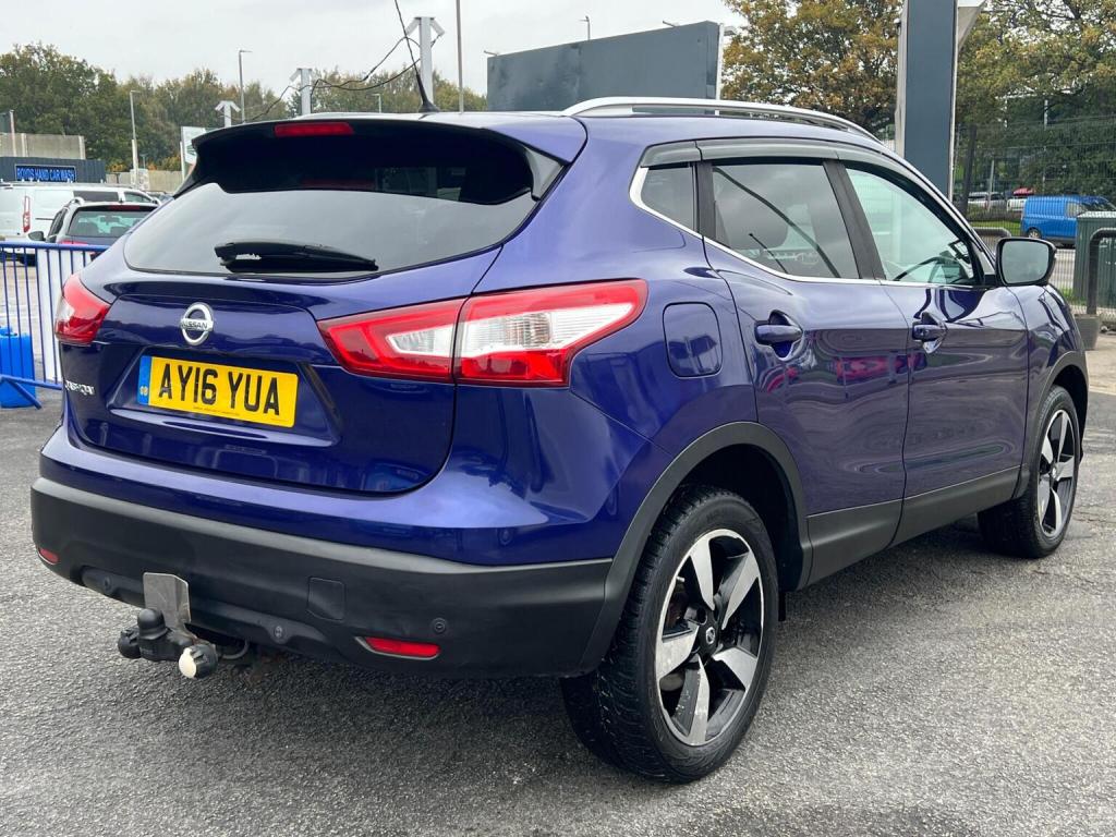 NISSAN QASHQAI