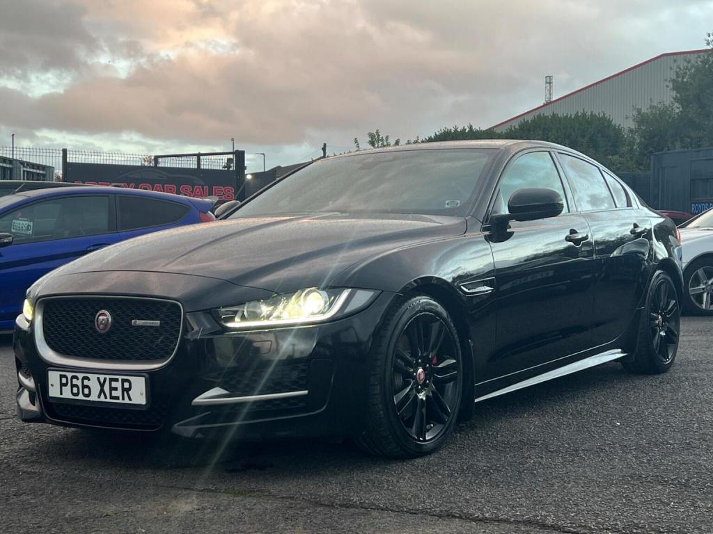JAGUAR XE