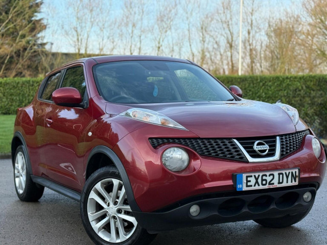NISSAN JUKE 1.6 Acenta Premium Euro 5 (s/s) 5dr