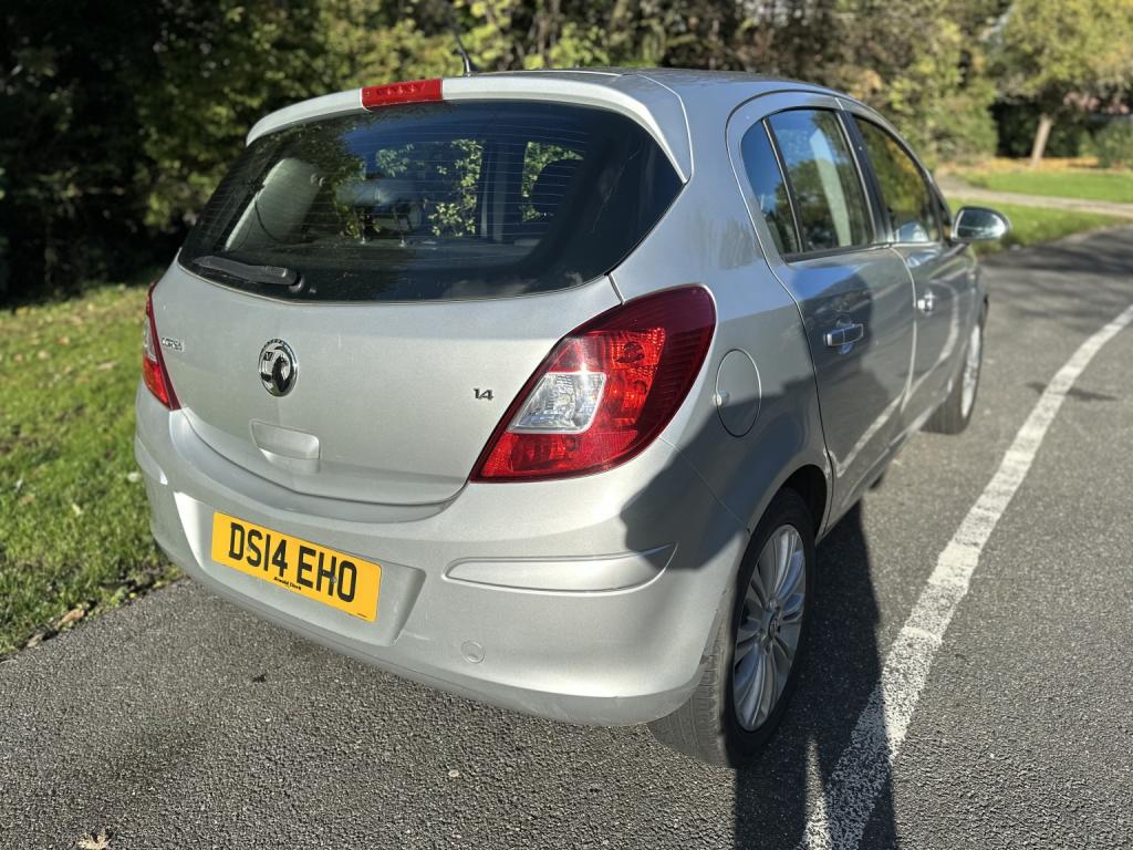 VAUXHALL CORSA