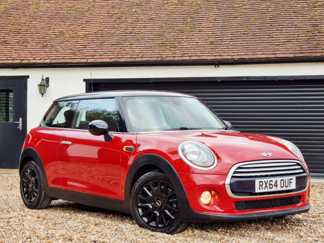 MINI HATCH