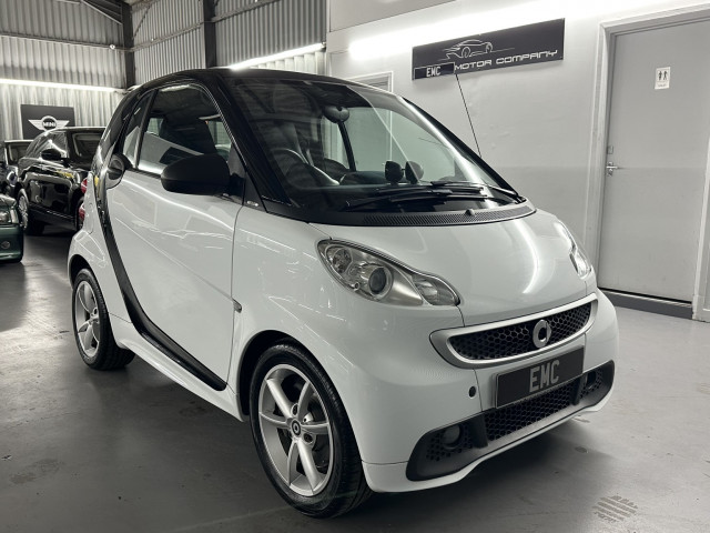 SMART FORTWO 1.0 MHD Pulse