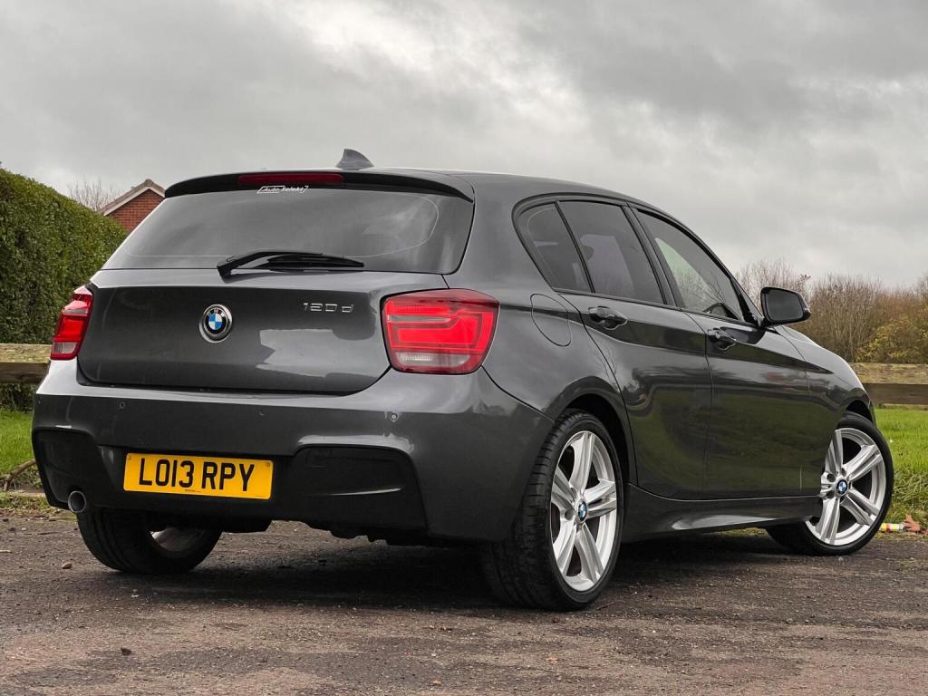 BMW 1 SERIES