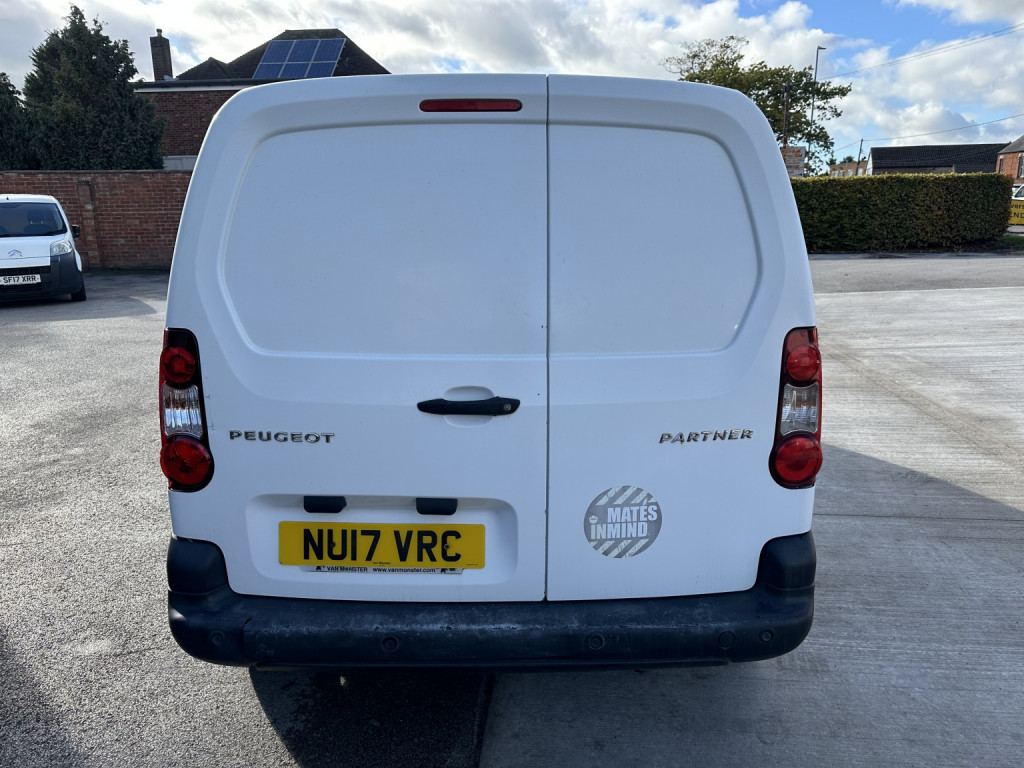 PEUGEOT PARTNER