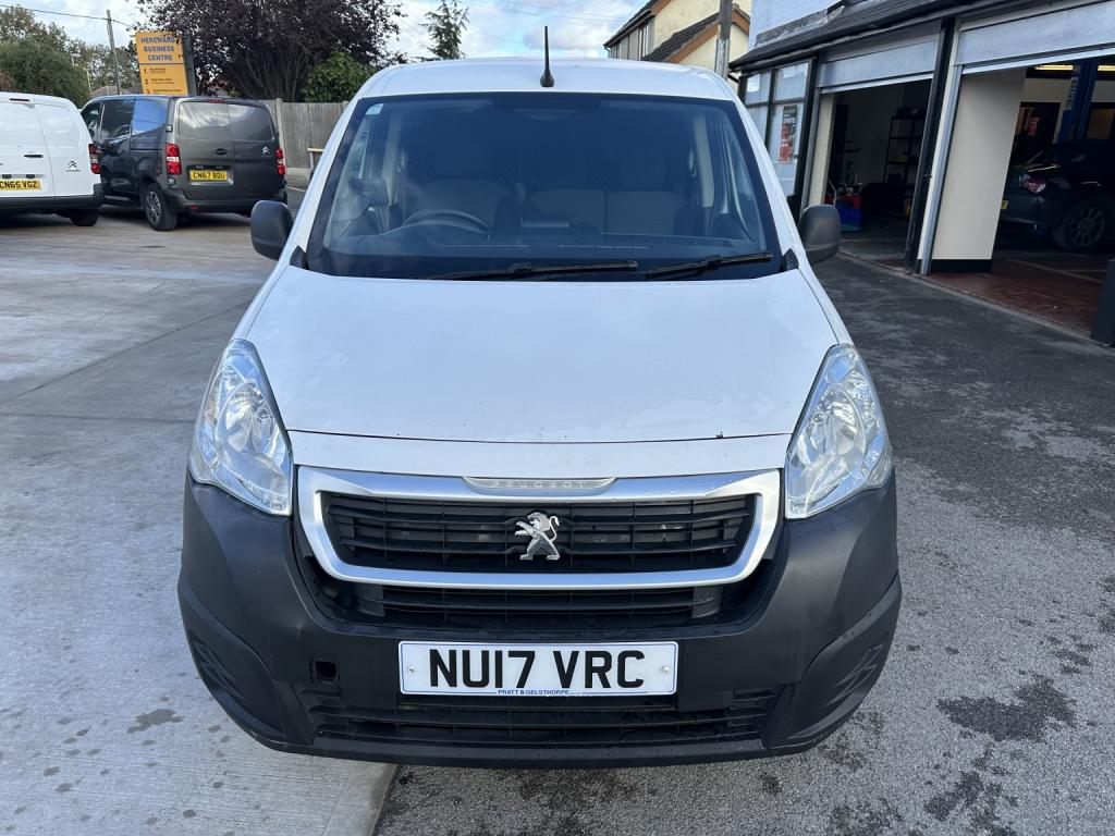 PEUGEOT PARTNER
