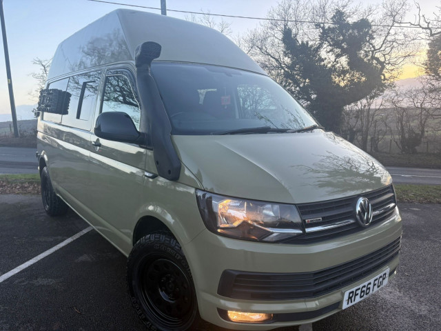 VOLKSWAGEN TRANSPORTER 2.0 TDI T32 BlueMotion Tech Highline