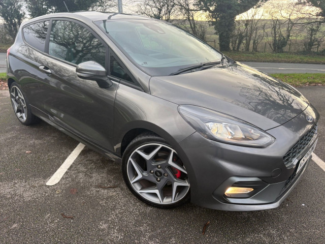 FORD FIESTA 1.5 T EcoBoost ST-2