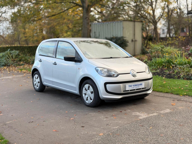 VOLKSWAGEN UP