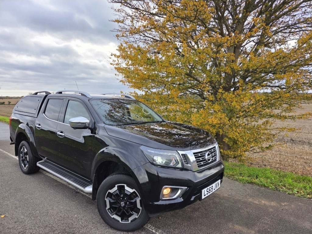 NISSAN NAVARA