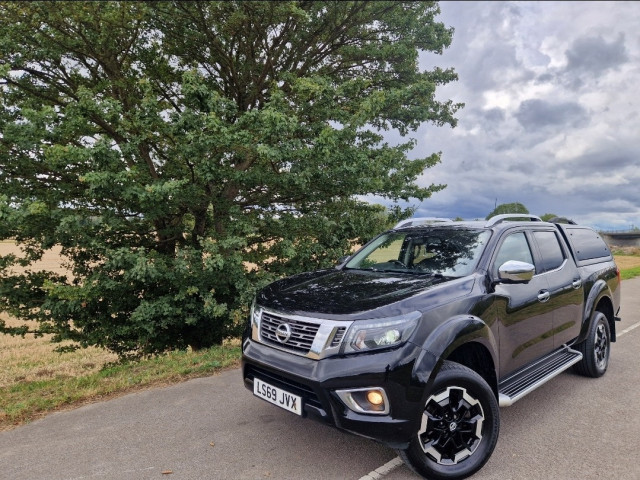 NISSAN NAVARA