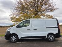 VAUXHALL VIVARO