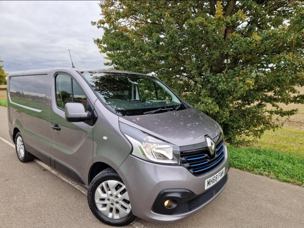RENAULT TRAFIC