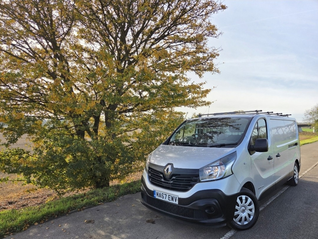 RENAULT TRAFIC