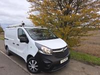 VAUXHALL VIVARO