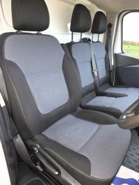 VAUXHALL VIVARO