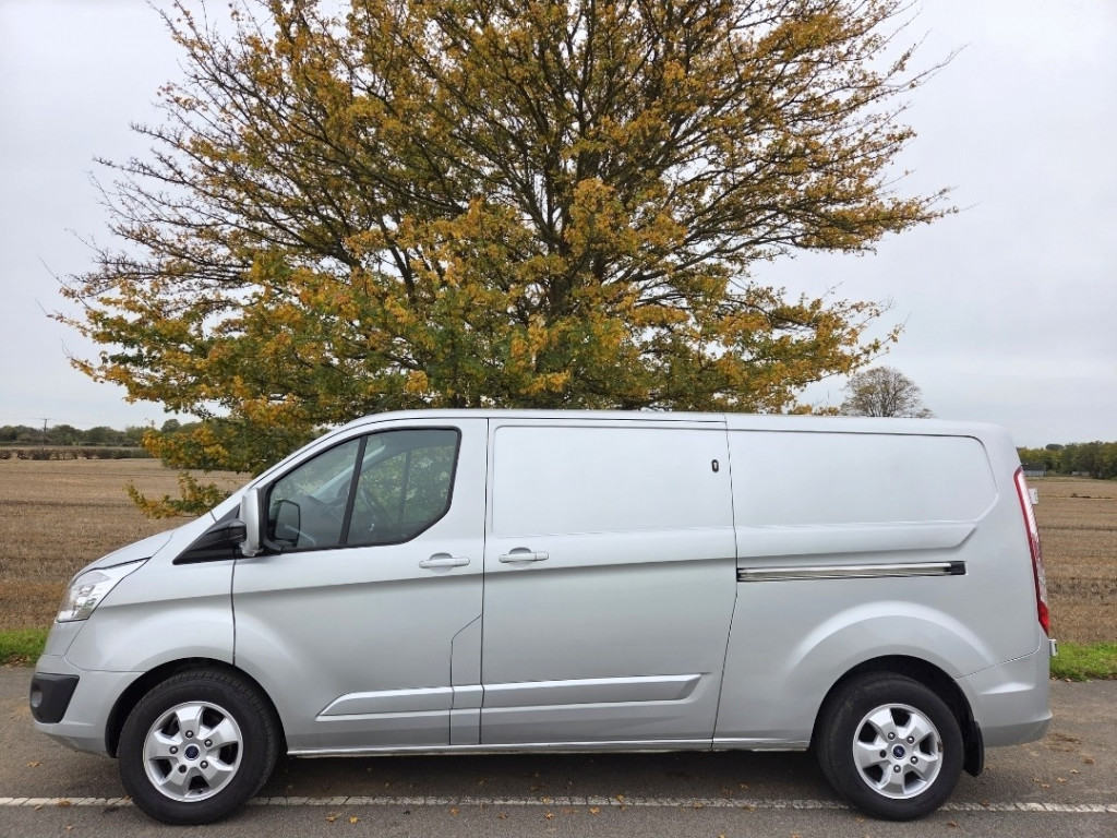 FORD TRANSIT CUSTOM