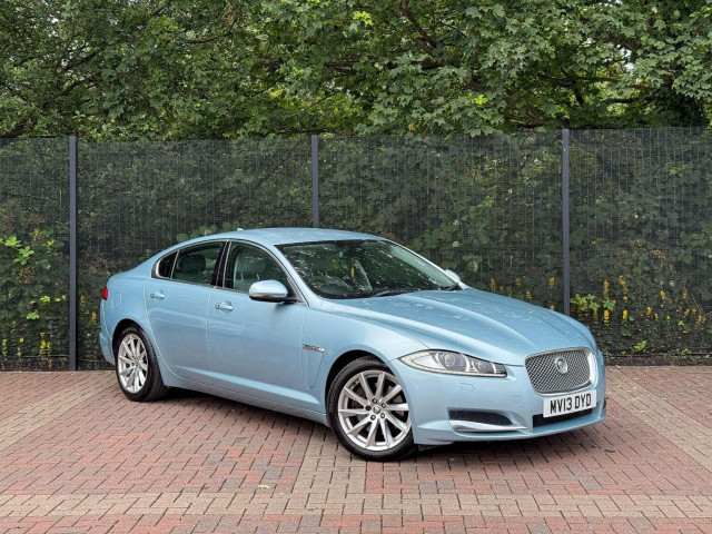 JAGUAR XF