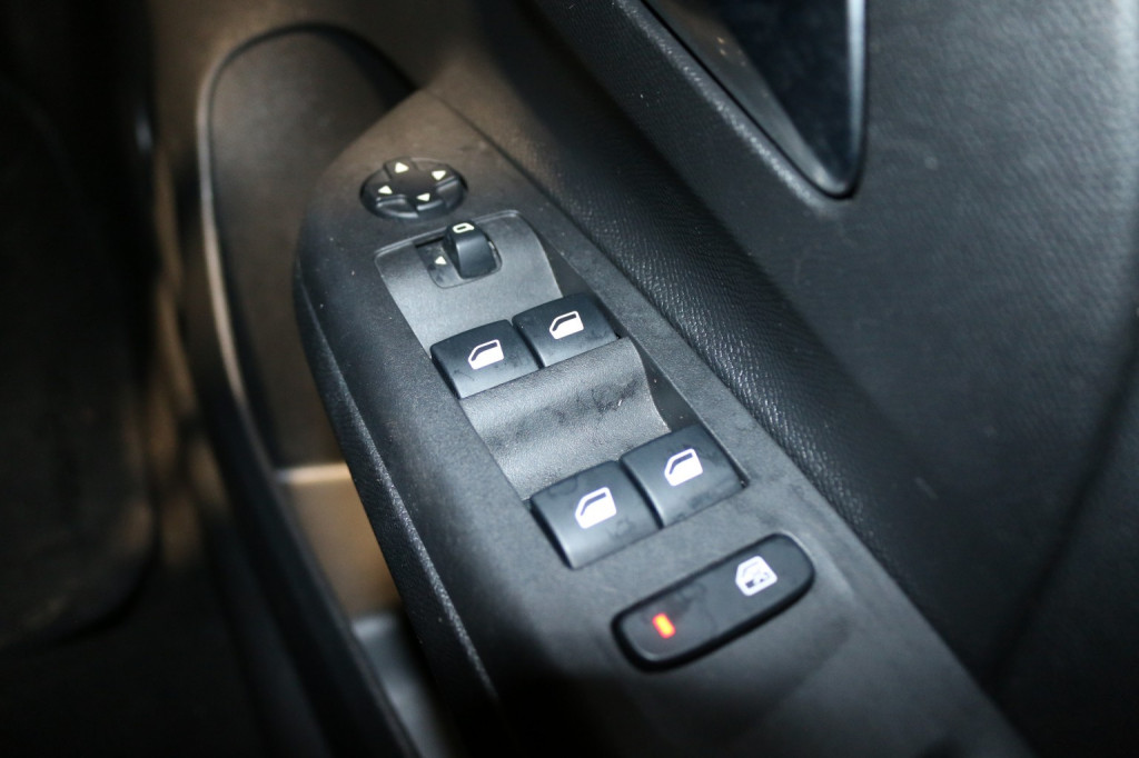 VAUXHALL CORSA ELECTRIC