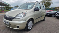 TOYOTA YARIS VERSO