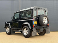 LAND ROVER DEFENDER 90