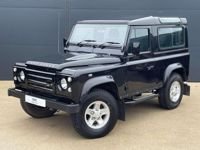 LAND ROVER DEFENDER 90