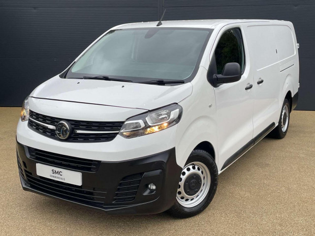 VAUXHALL VIVARO