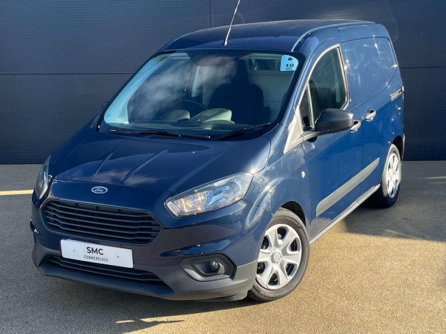 FORD TRANSIT COURIER