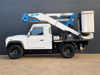 LAND ROVER DEFENDER 110