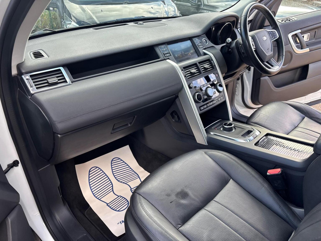 LAND ROVER DISCOVERY SPORT