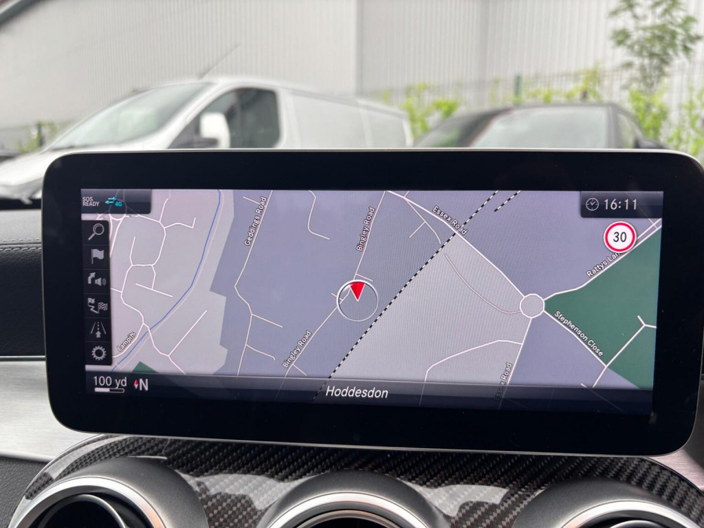 MERCEDES-BENZ C CLASS