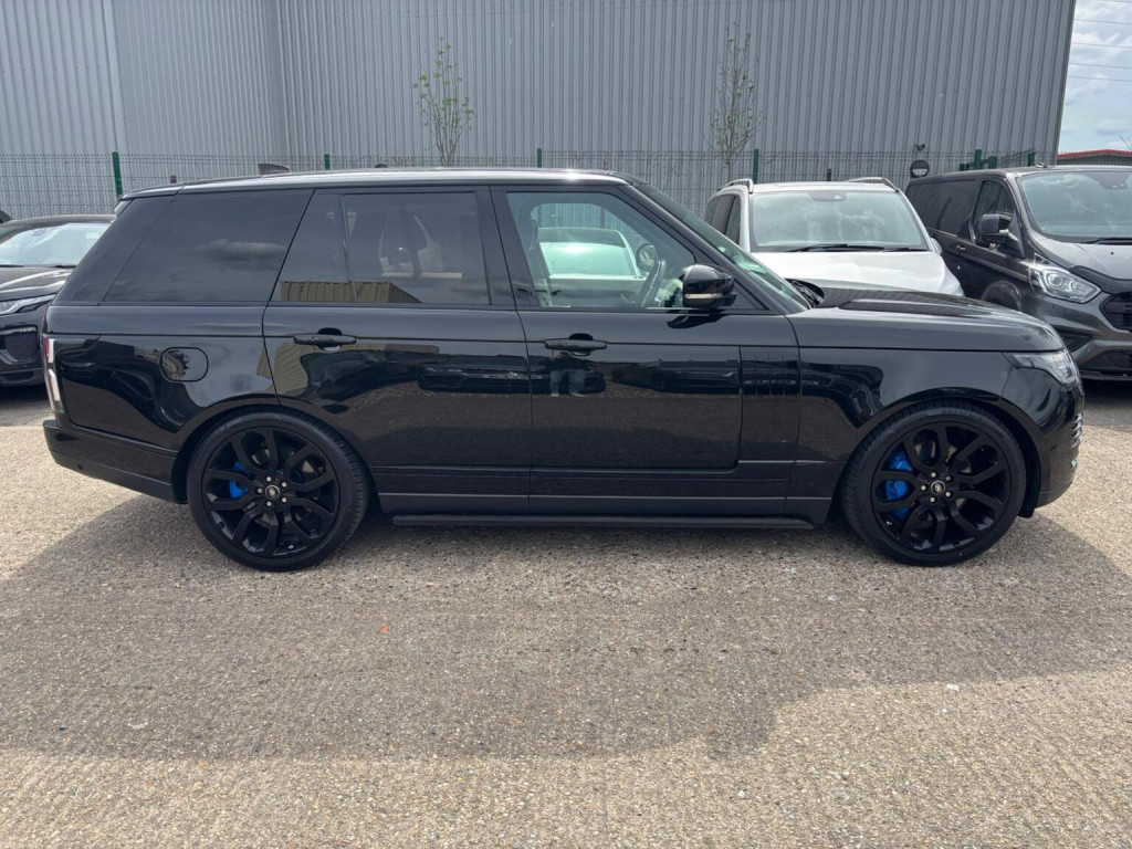 LAND ROVER RANGE ROVER