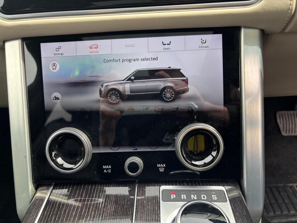 LAND ROVER RANGE ROVER