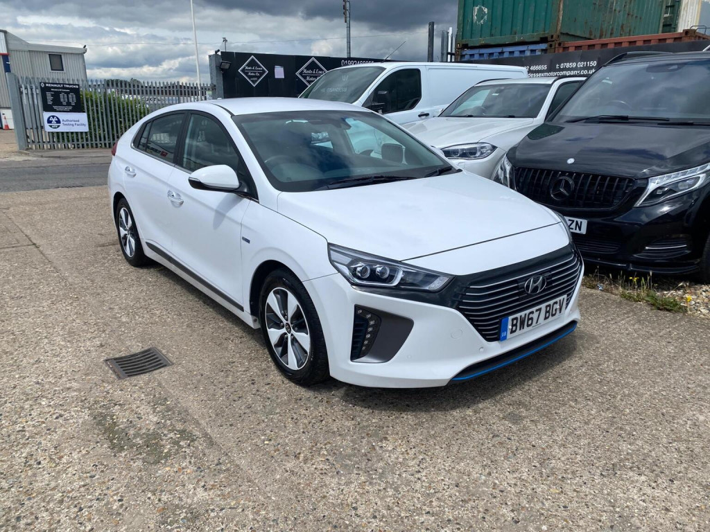 HYUNDAI IONIQ