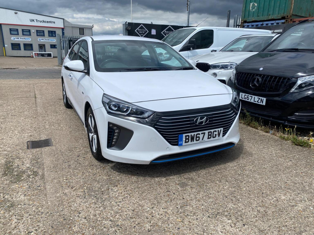 HYUNDAI IONIQ