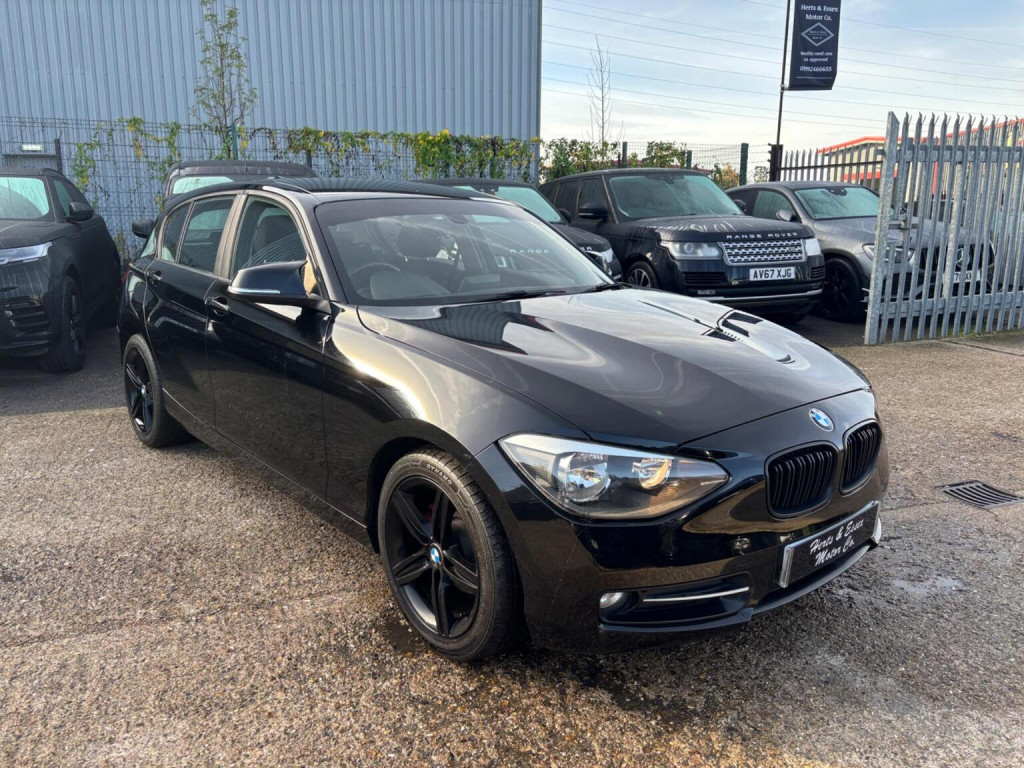 BMW 1 SERIES