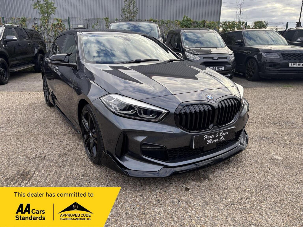 BMW 1 SERIES