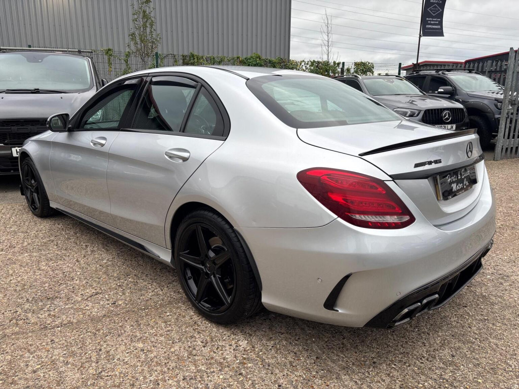 MERCEDES-BENZ C CLASS