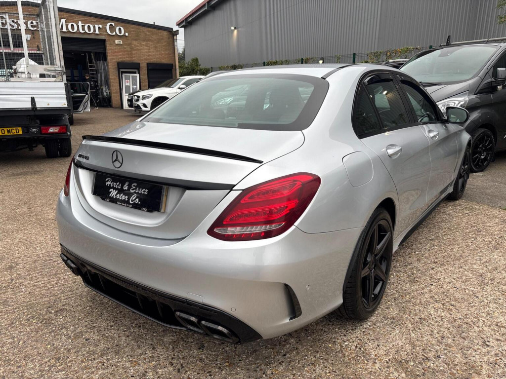 MERCEDES-BENZ C CLASS