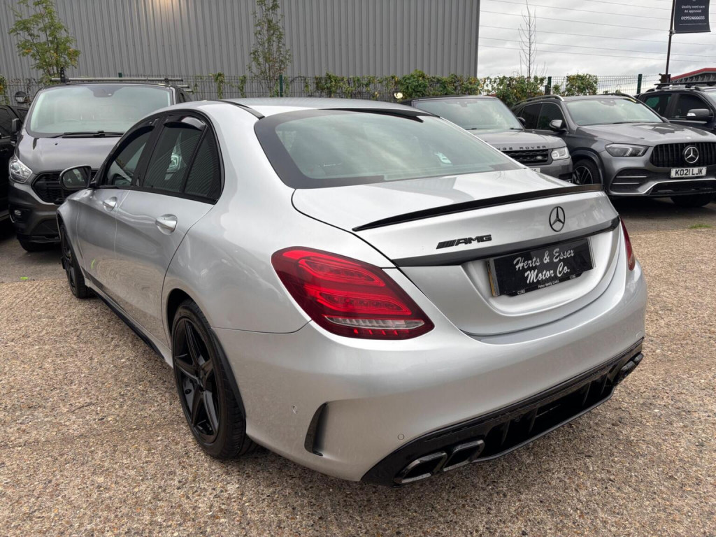 MERCEDES-BENZ C CLASS