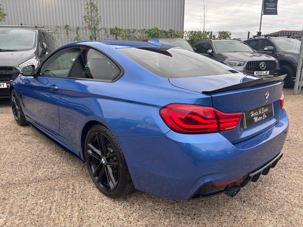 BMW 4 SERIES