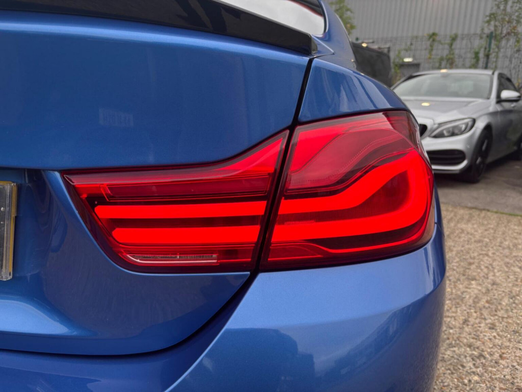 BMW 4 SERIES