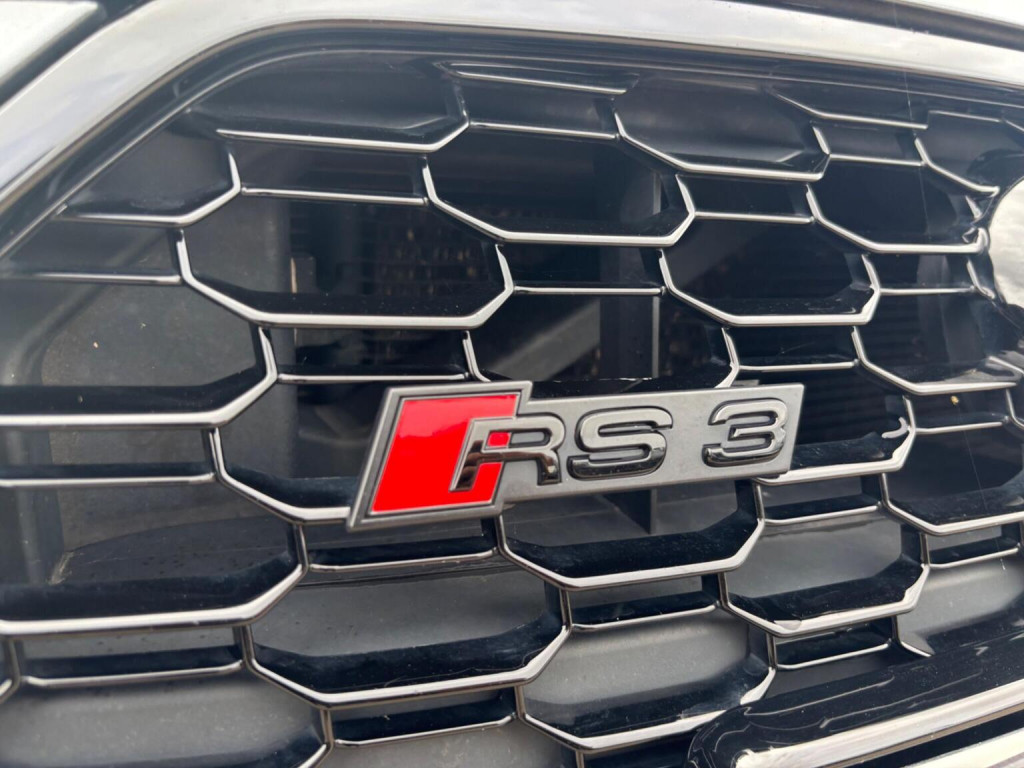 AUDI RS3