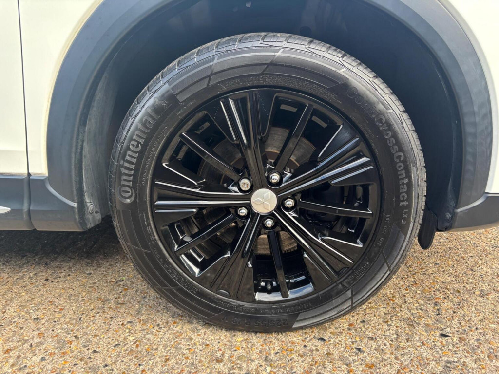 MITSUBISHI ECLIPSE CROSS