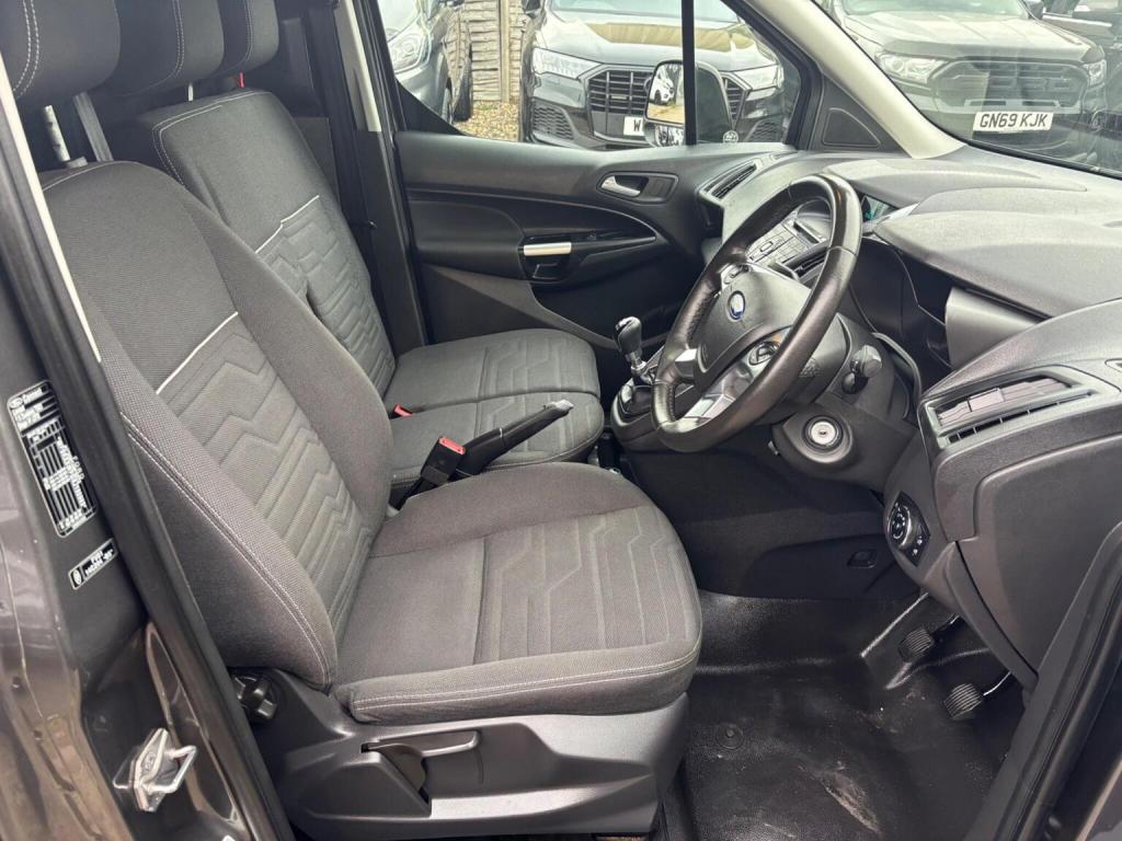FORD TRANSIT CONNECT
