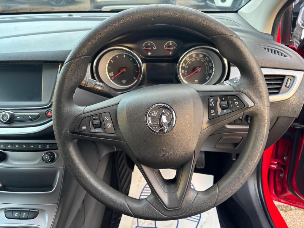 VAUXHALL ASTRA