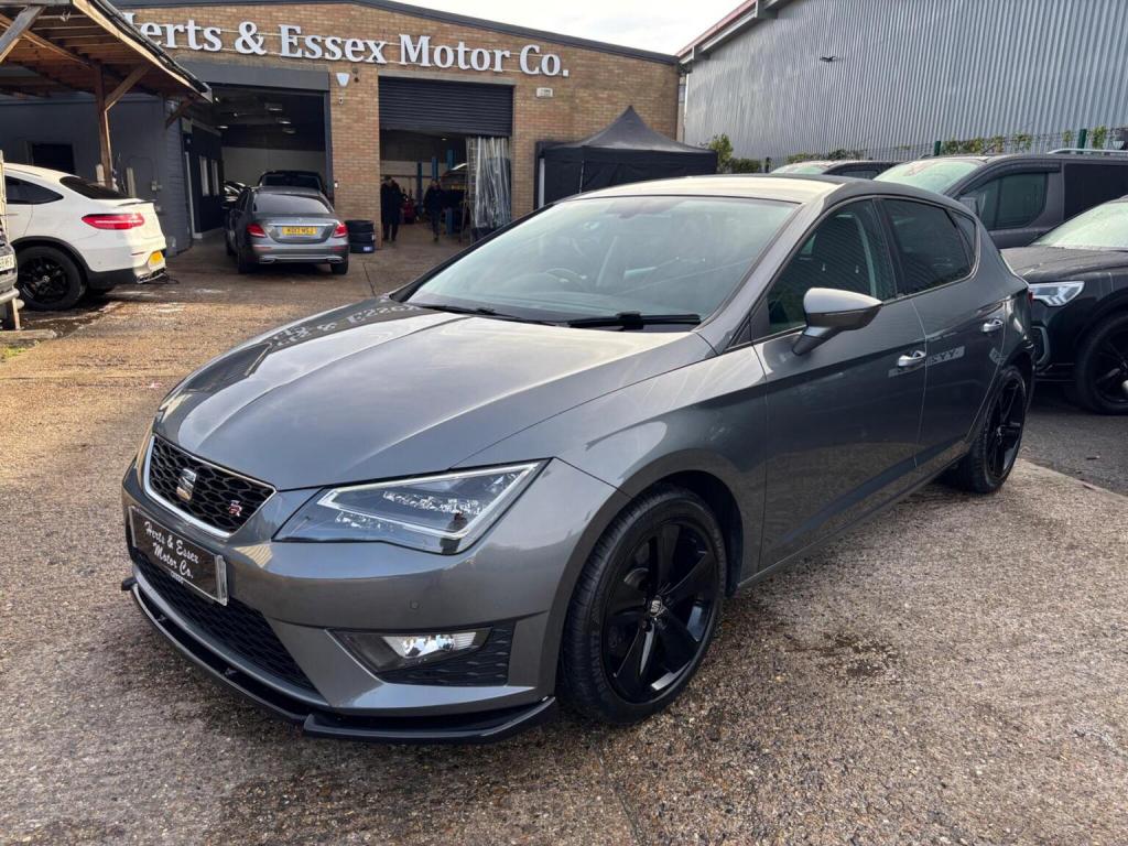 SEAT LEON
