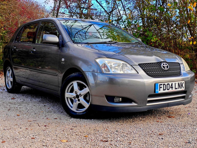 TOYOTA COROLLA 1.6 VVT-i T3 5dr