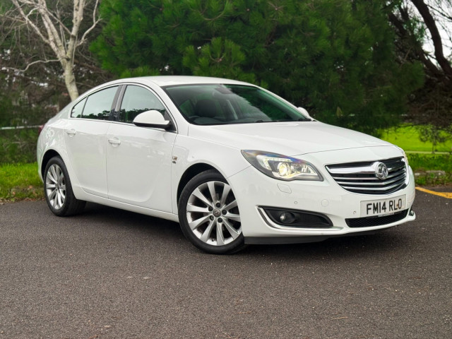 VAUXHALL INSIGNIA