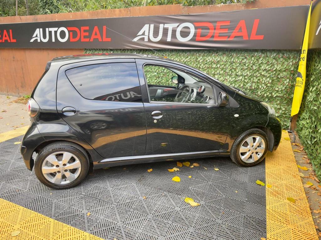TOYOTA AYGO