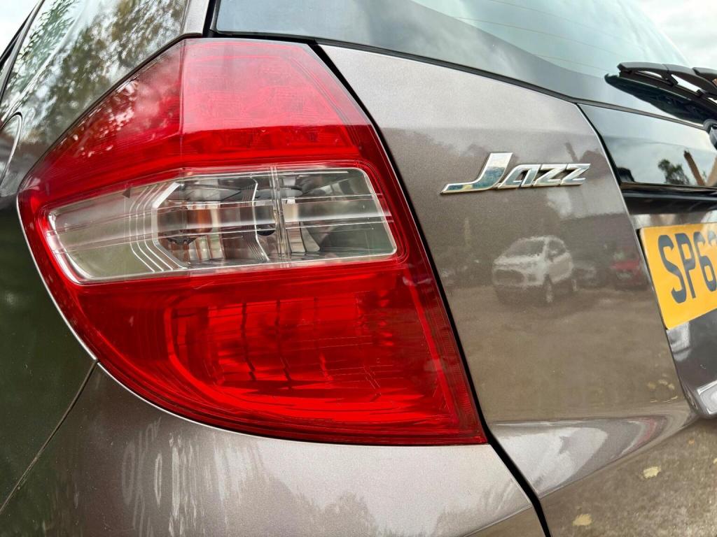 HONDA JAZZ
